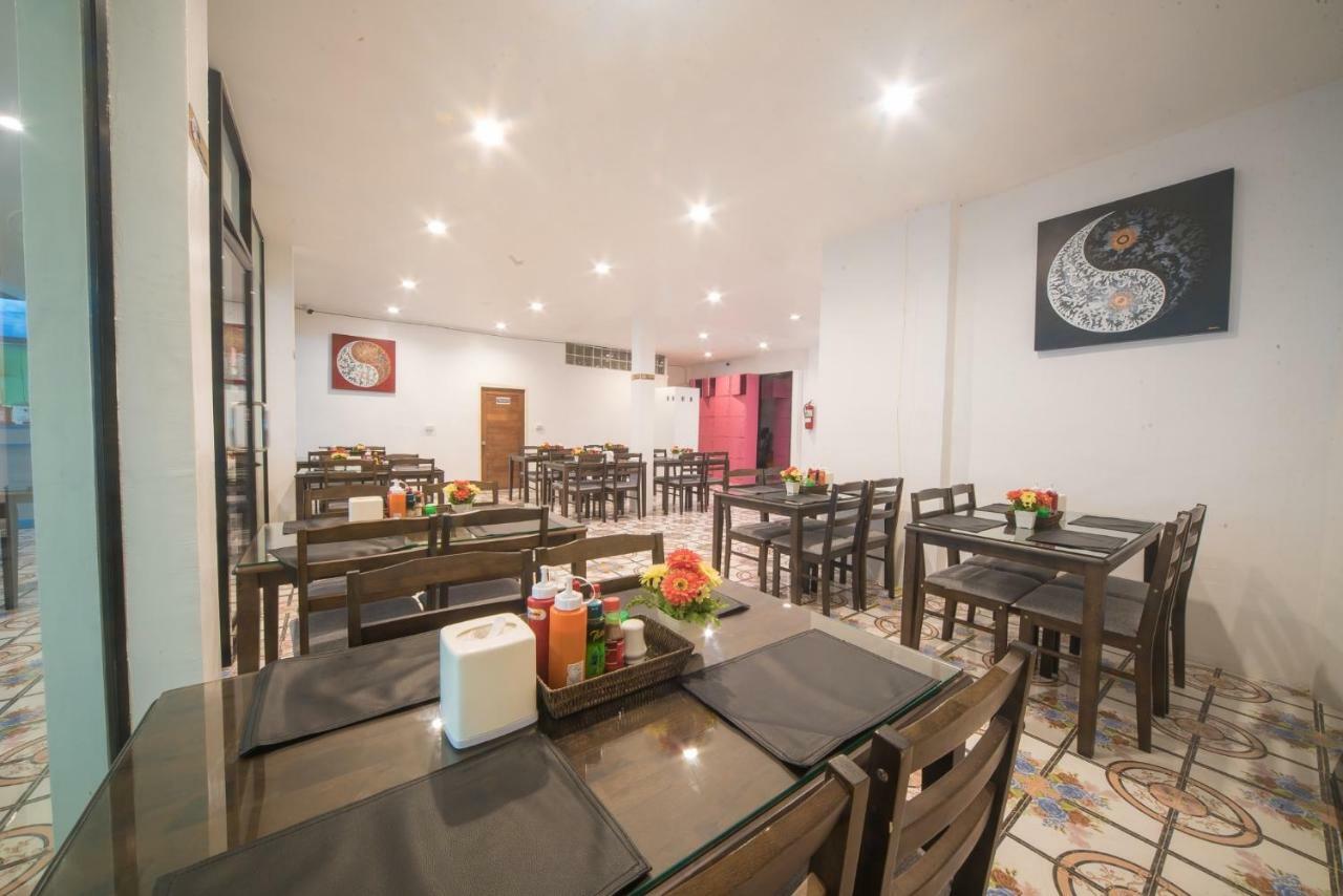 Panda Hostel Phuket (Adults Only) Patong Kültér fotó